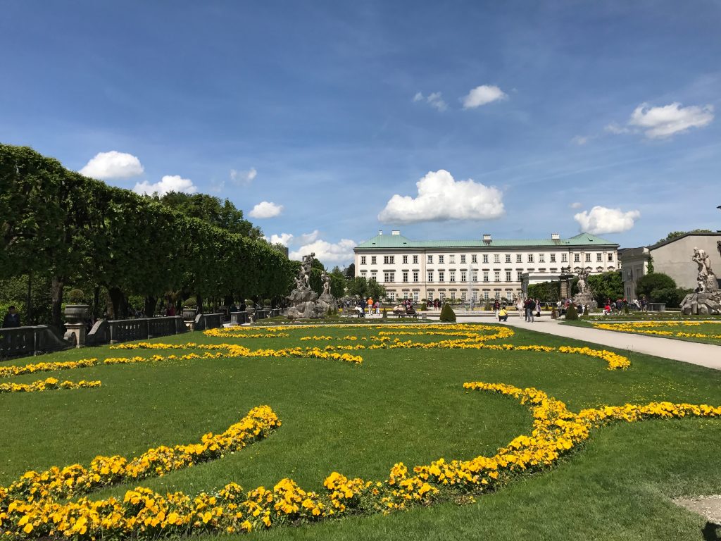 Jardins do Palácio Mirabell, usados como cenário de cinema - Foto: Gleison Salin/Cerveja e Gastronomia