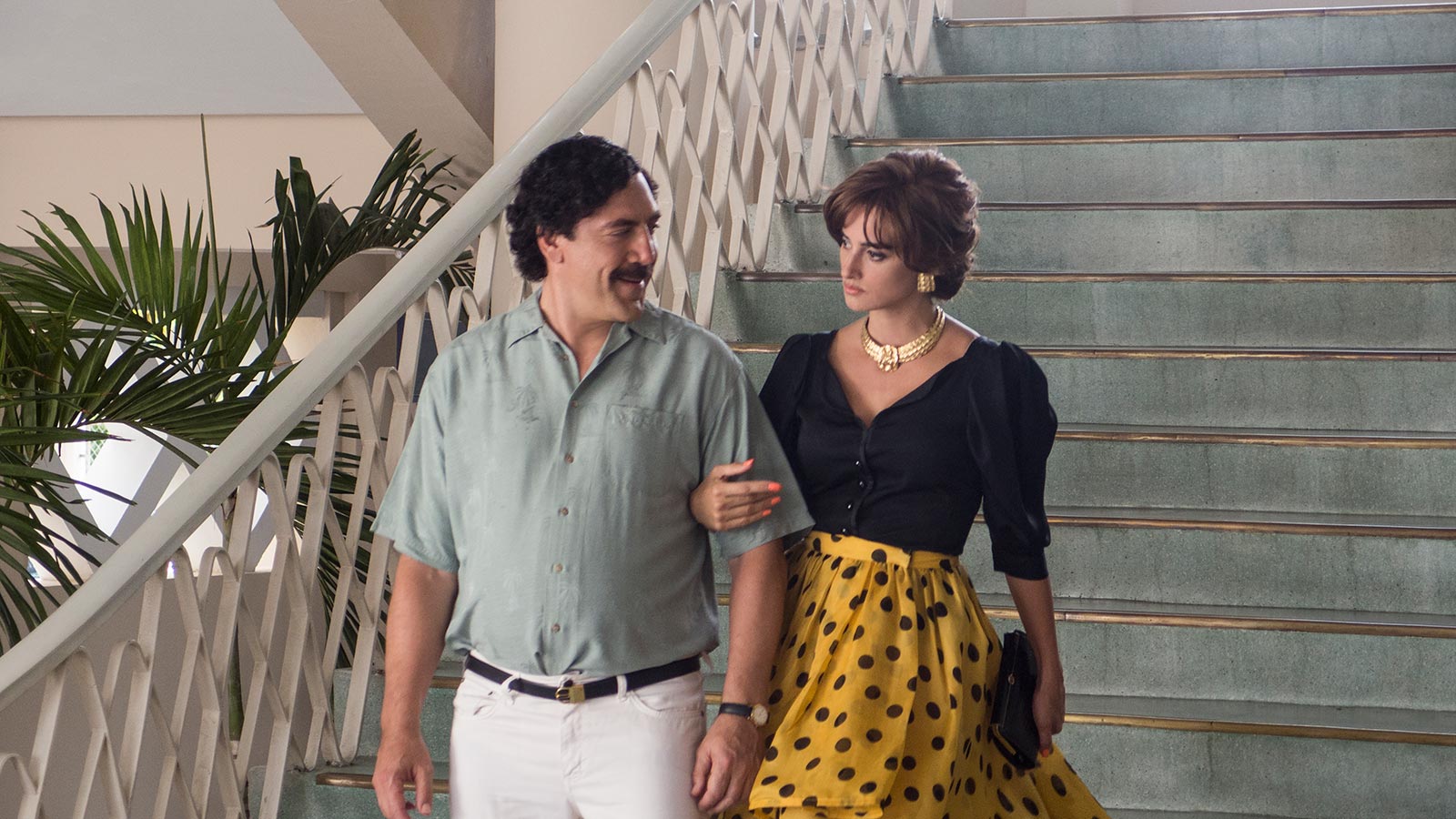Em cena do filme Escobar - A Traição, Javier Bardem e Penélope Cruz - Foto: Divulgação/Filmax