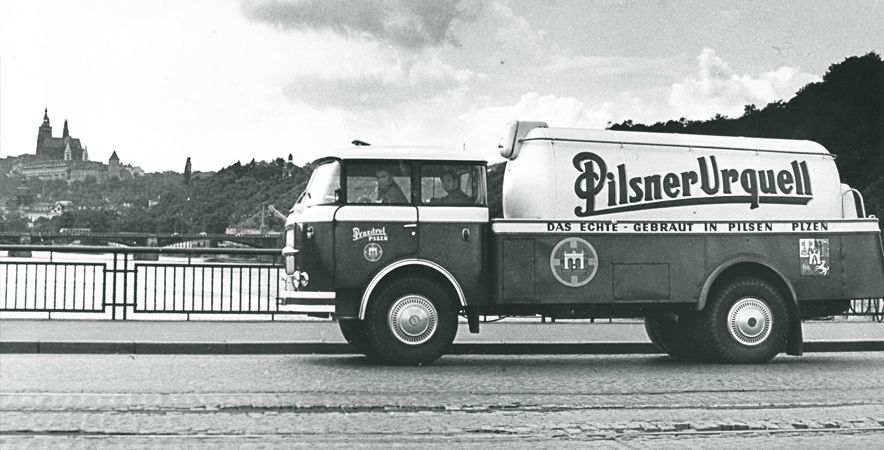 Um dos primeiros caminhões de cerveja da Pilsner Urquell - Foto: Reprodução/Cervejaria Pilsner Urquell