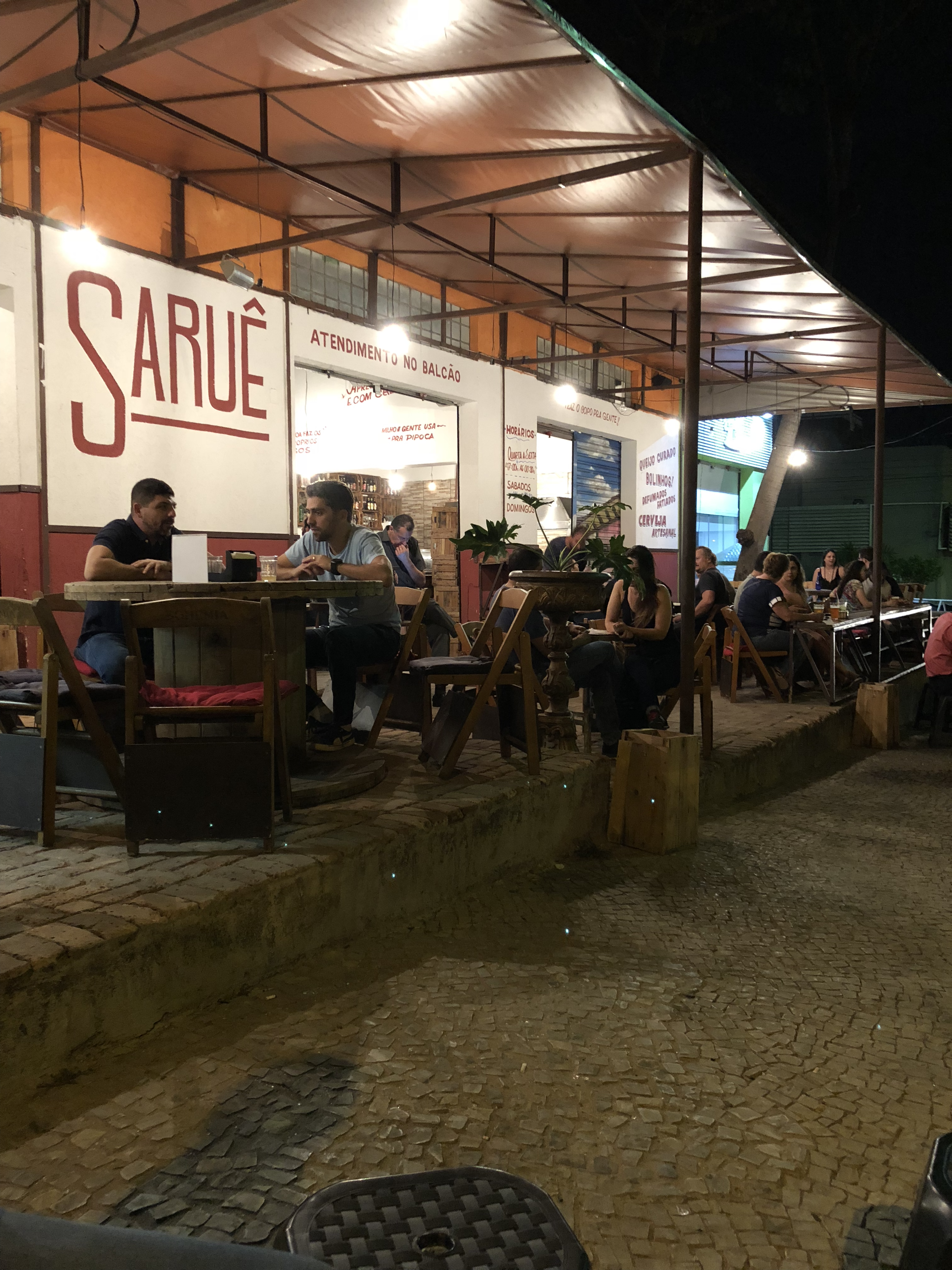 Bar Saruê em Belo Horizonte é opção para quem gosta de cervejas artesanais e quer conhecer o mercado das pequenas cervejarias - Foto: Gleison Salin/Cerveja e Gastronomia