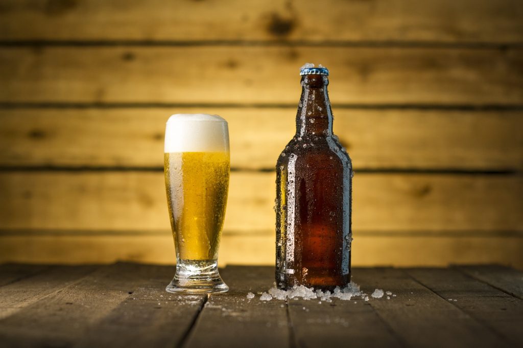 Cervejarias deverão colocar todos os ingredientes da cerveja, em ordem decrescente, com a publicação de uma nova Instrução Normativa do Ministério da Agricultura - Foto: Caravel-Productions/Pixabay
