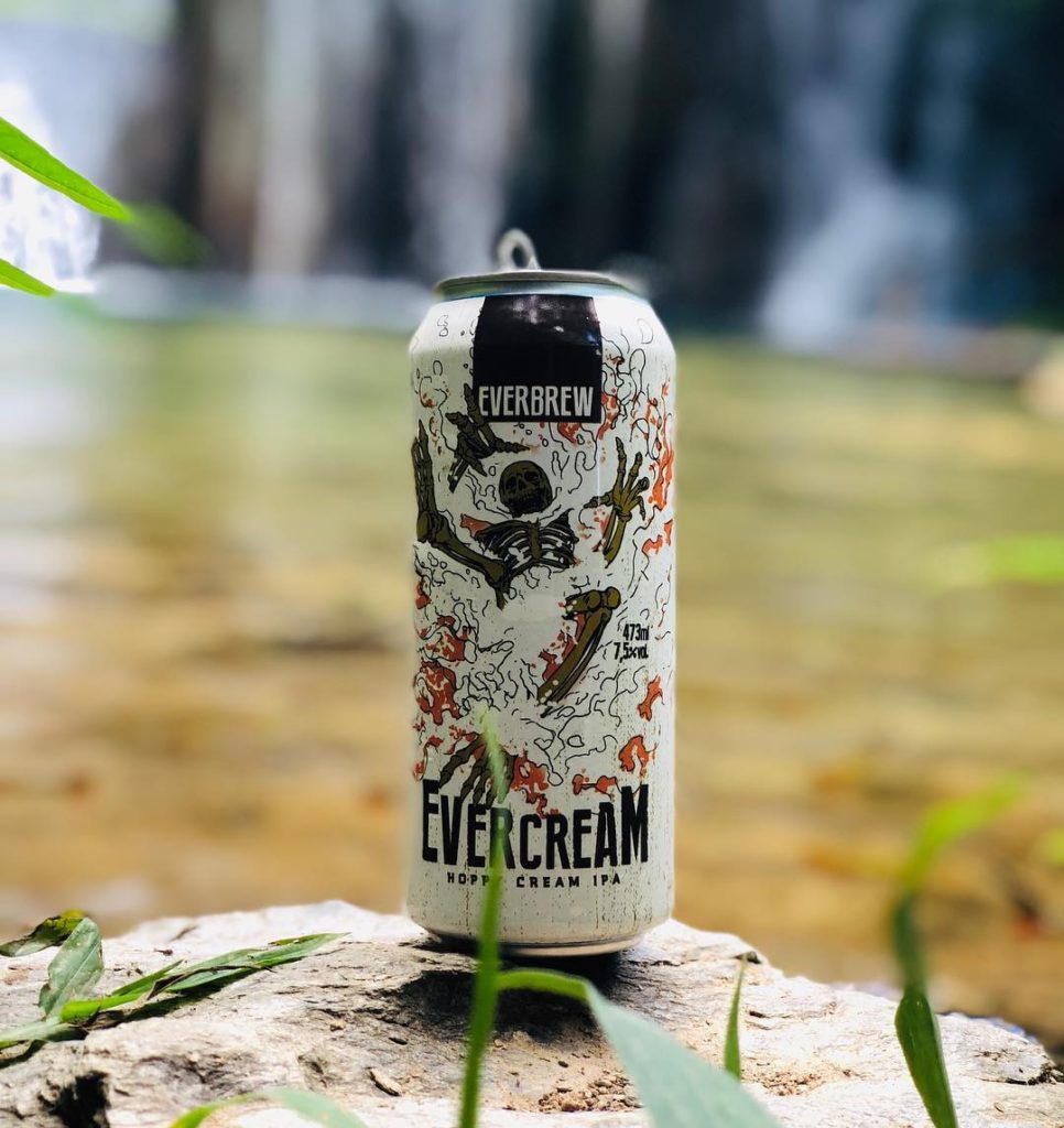 Evercream é o lançamento da Evercream, uma cerveja do estilo NE Ipa, com adição de aveia para ficar bem cremosa - Foto: Reprodução/Instagram Cervejaria Everbrew