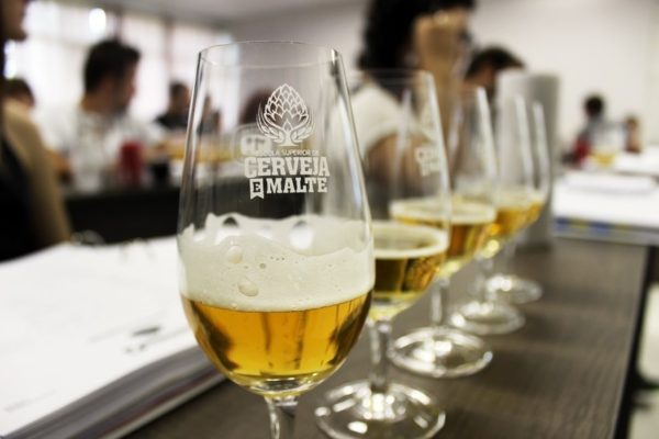 Escola Superior de Cerveja e Malte oferece cursos de a distância e faz lives durante a quarentena - Foto: Divulgação