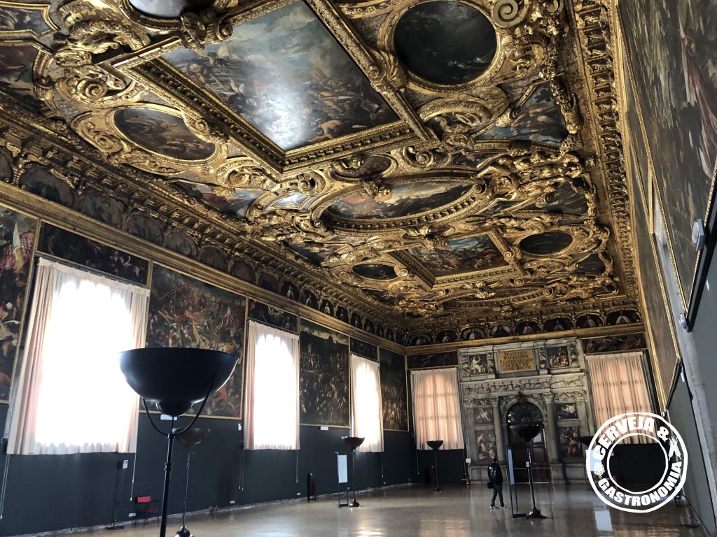 Salas do Palácio Ducal ou Palácio do Doge são decoradas até o teto, literalmente! - Foto: Gleison Barreto Salin/Cerveja & Gastronomia