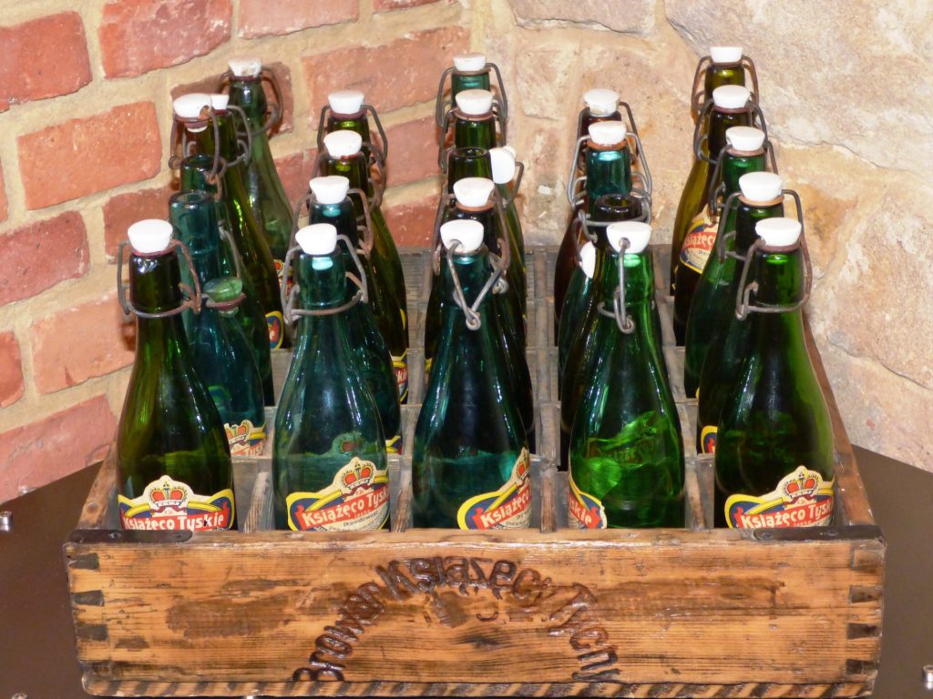 Cervejas de guarda devem ser preservadas em pé - Foto: Tomasz Mikolajczyk/Pixabay